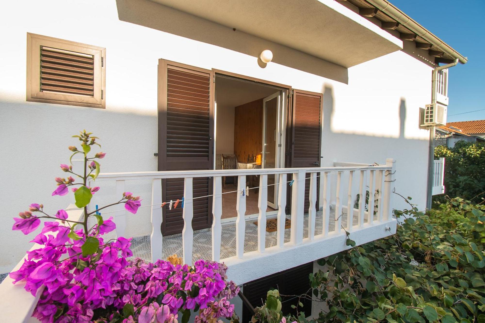 Apartment Mijo Vodice Exterior photo